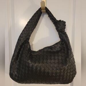 Elegant Black Woven Shoulder Bag
